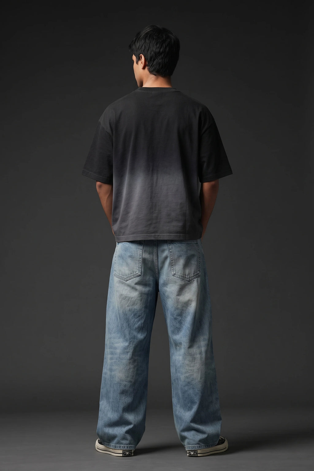 अनुगच्छत प्रवाहः Boxy Fit Tshirt